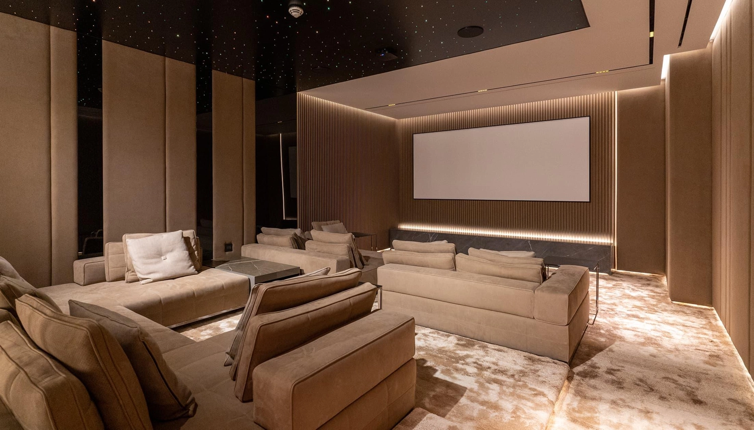 Framed Allure at Palm Jumeirah, Dubai – Alpago Properties