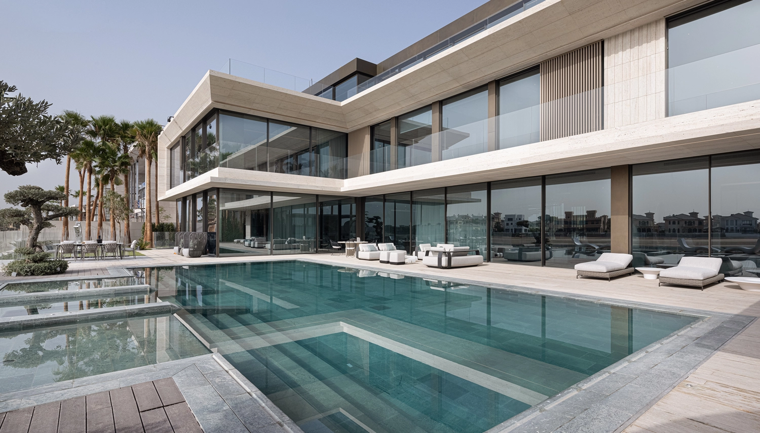 Serene Versante at Palm Jumeirah, Dubai – Alpago Properties